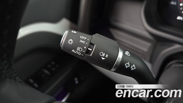Land Rover Defender 110 P300 X-Dynamic SE