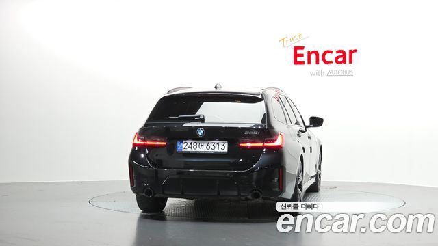 BMW 3-Series 320i Touring M Sports