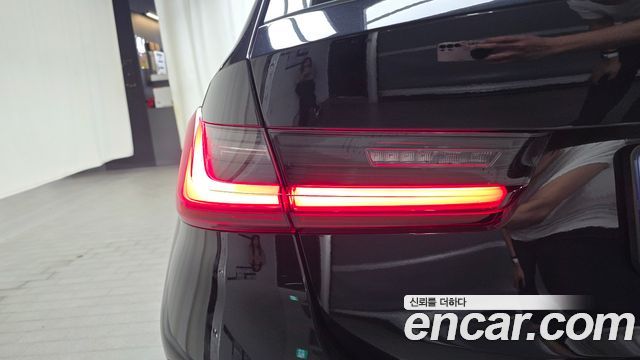 BMW 3-Series 320i Touring M Sports