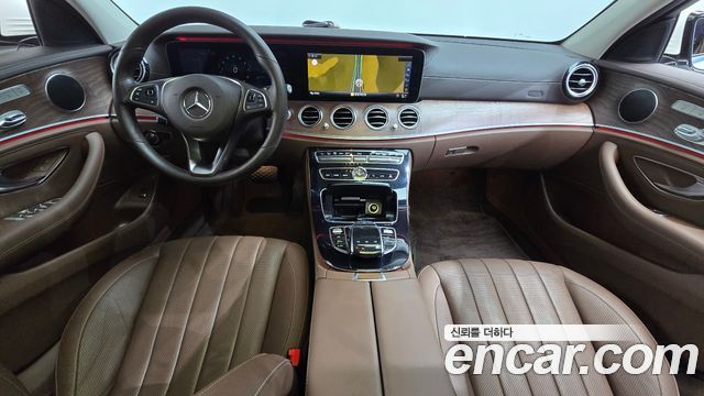 Mercedes-Benz E-Class E300 Exclusive