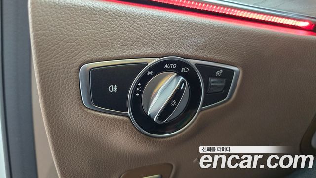 Mercedes-Benz E-Class E300 Exclusive