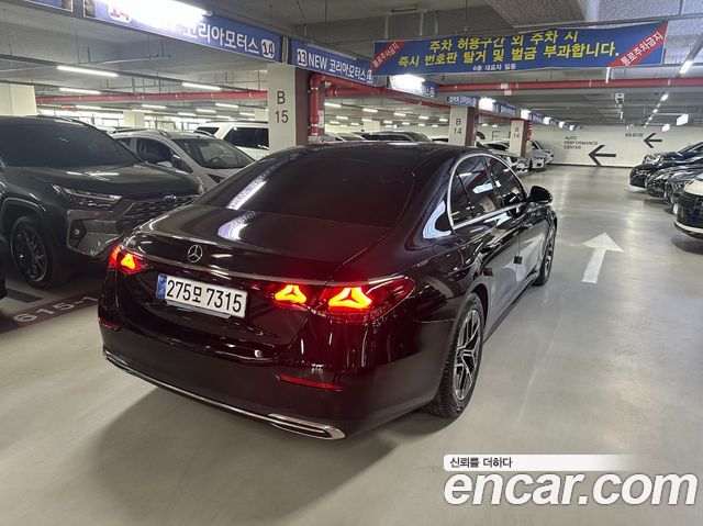 Mercedes-Benz E-Class E200 Avantgarde