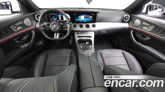 Mercedes-Benz E-Class E350 4MATIC AMG Line