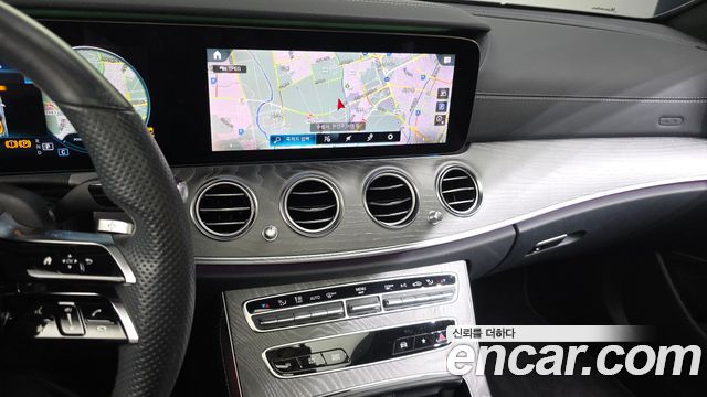 Mercedes-Benz E-Class E350 4MATIC AMG Line