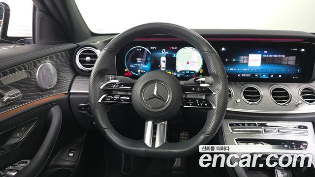Mercedes-Benz E-Class E350 4MATIC AMG Line