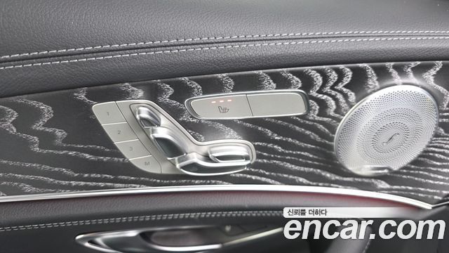Mercedes-Benz E-Class E350 4MATIC AMG Line
