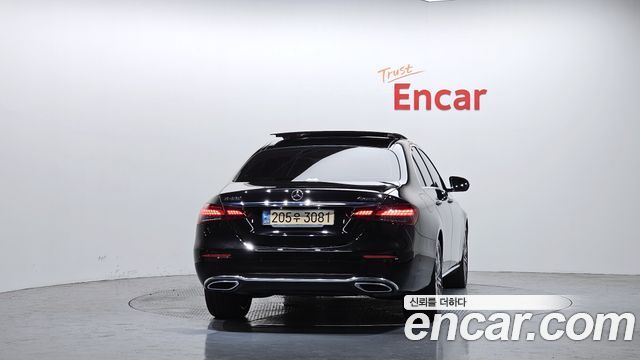 Mercedes-Benz E-Class E450 4MATIC Exclusive