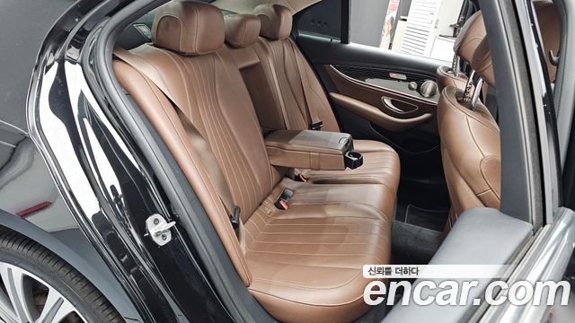 Mercedes-Benz E-Class E450 4MATIC Exclusive