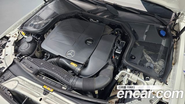 Mercedes-Benz C-Class C200 Cabriolet