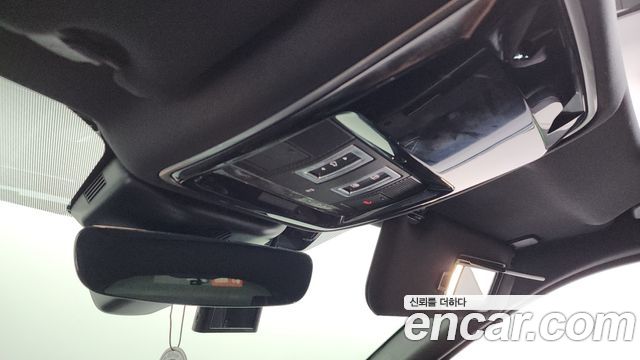 Land Rover Range Rover Velar 3.0 P380 R-Dynamic SE