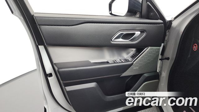 Land Rover Range Rover Velar 3.0 P380 R-Dynamic SE