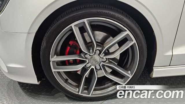 Audi S3 2.0 TFSI Quattro