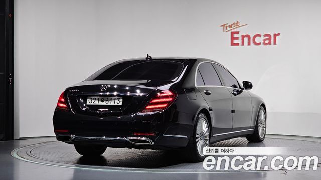Mercedes-Benz S-Class S560eL