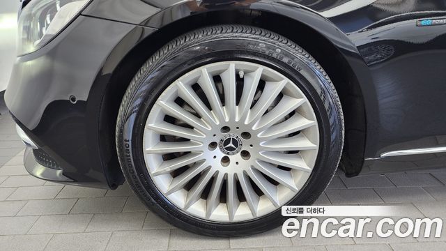 Mercedes-Benz S-Class S560eL