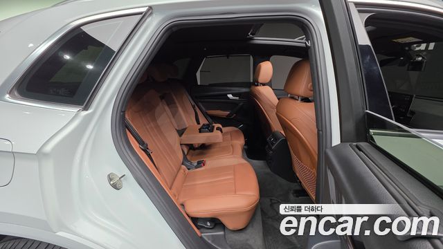 Audi Q5 45 TFSI Quattro Premium
