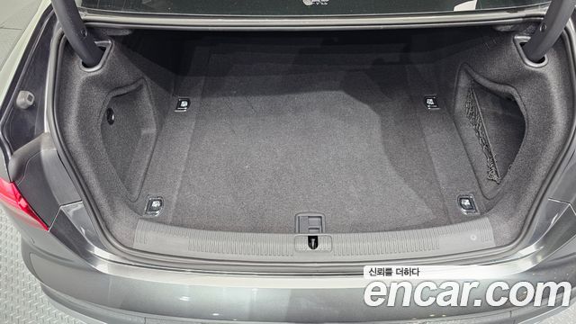 Audi A4 45 TFSI Premium