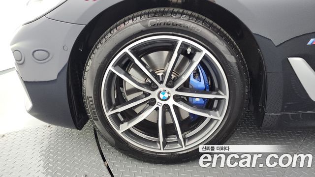 BMW 5-Series 523d M Sport