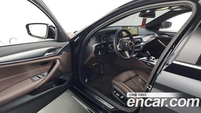 BMW 5-Series 523d M Sport