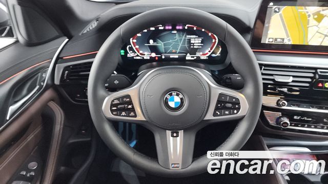 BMW 5-Series 523d M Sport