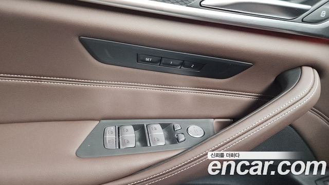 BMW 5-Series 523d M Sport