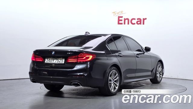 BMW 5-Series 530i xDrive M Sport Package