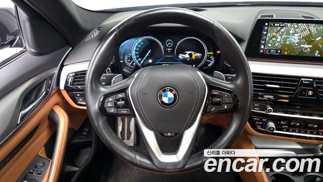 BMW 5-Series 530i xDrive M Sport Package