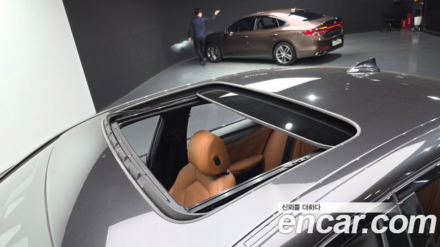 BMW 5-Series 530i xDrive M Sport Package