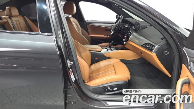 BMW 5-Series 530i xDrive M Sport Package