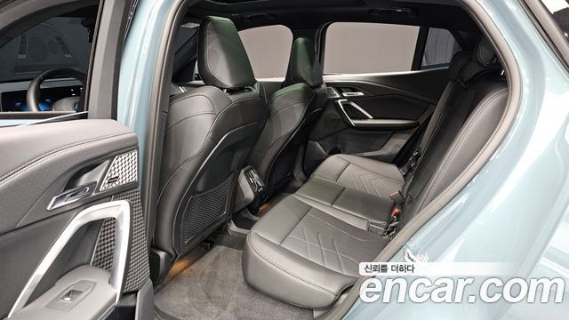 BMW iX2 eDrive 20 M Sport