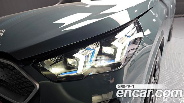 BMW iX2 eDrive 20 M Sport