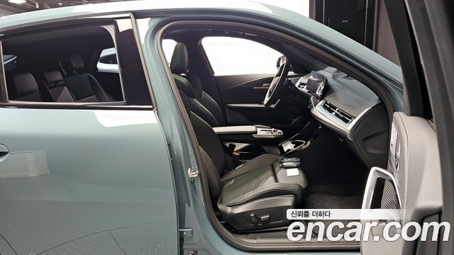 BMW iX2 eDrive 20 M Sport