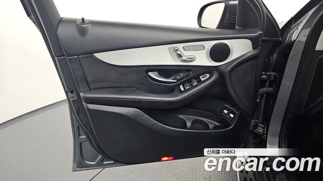 Mercedes-Benz GLC-Class GLC350e 4MATIC Premium