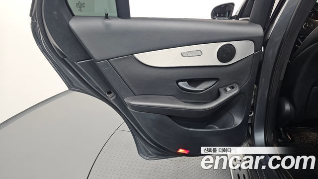 Mercedes-Benz GLC-Class GLC350e 4MATIC Premium