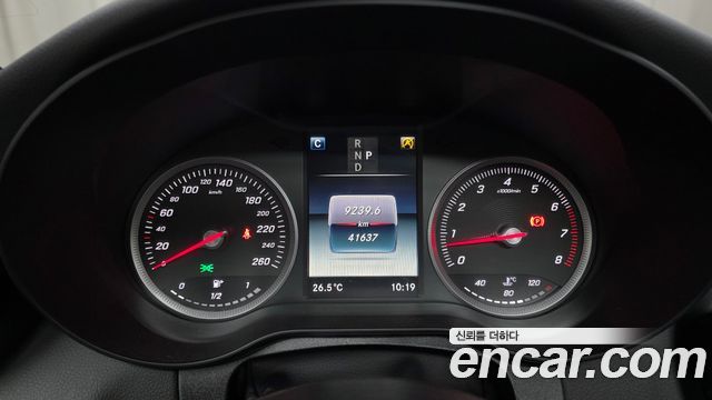 Mercedes-Benz C-Class C200