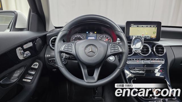 Mercedes-Benz C-Class C200