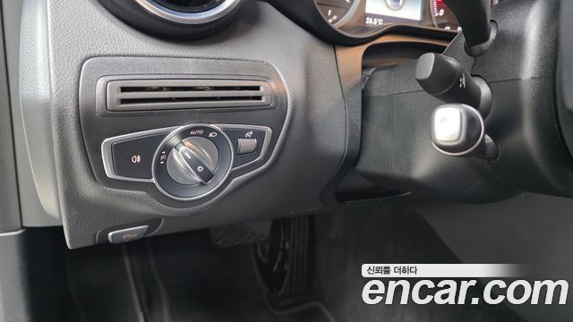 Mercedes-Benz C-Class C200
