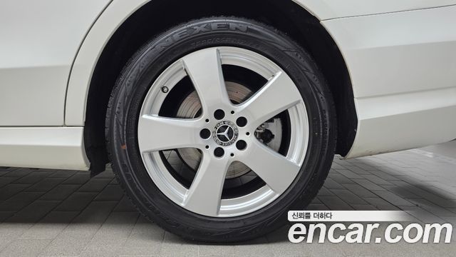 Mercedes-Benz C-Class C200