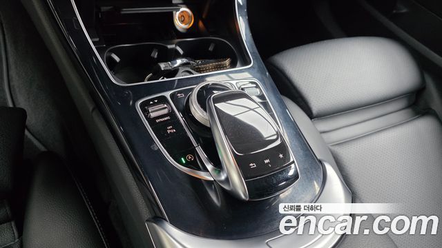 Mercedes-Benz C-Class C200
