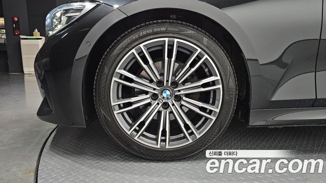 BMW 3-Series 320i M Sport