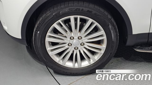 Land Rover Discovery 3.0 TD6 HSE Luxury