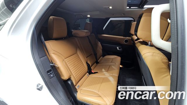 Land Rover Discovery 3.0 TD6 HSE Luxury