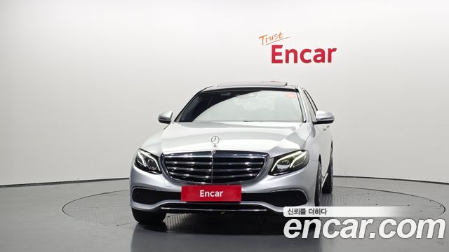 Mercedes-Benz E-Class E220d Exclusive
