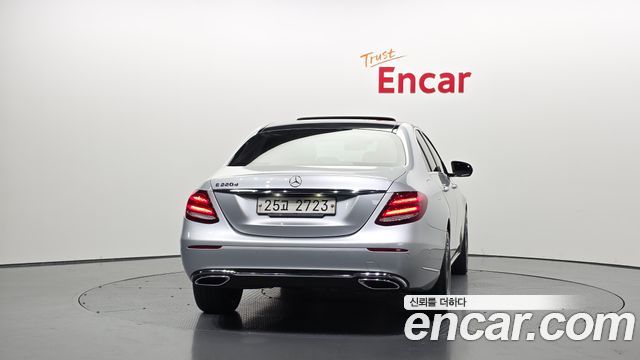 Mercedes-Benz E-Class E220d Exclusive