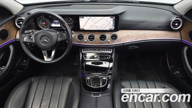 Mercedes-Benz E-Class E220d Exclusive