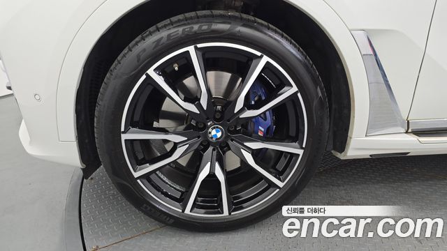 BMW X7 xDrive 40i M Sport 6STR