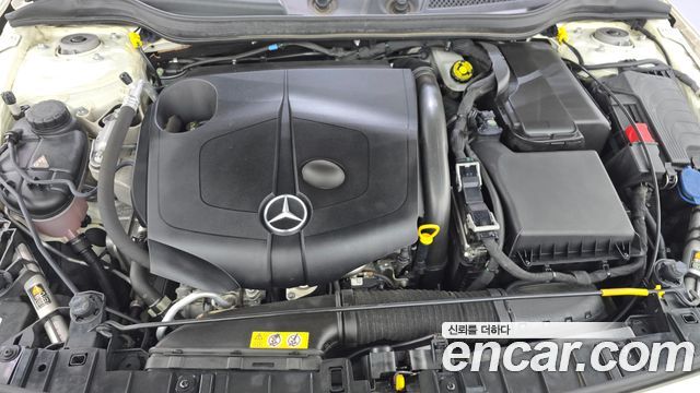 Mercedes-Benz GLA-Class GLA200 d