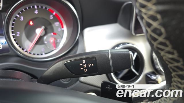 Mercedes-Benz GLA-Class GLA200 d