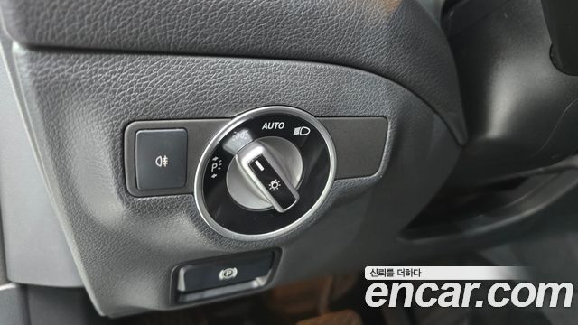 Mercedes-Benz GLA-Class GLA200 d