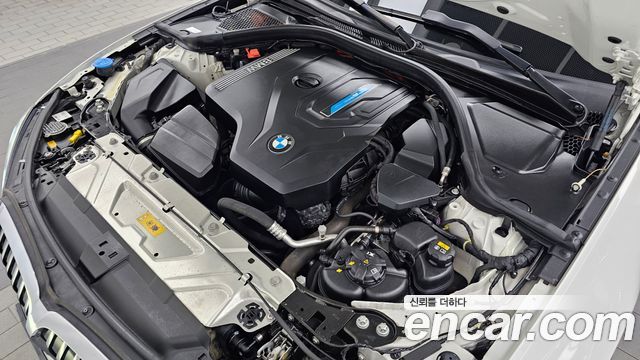 BMW 3-Series 330e Luxury