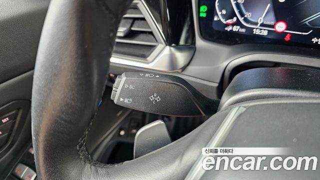 BMW 3-Series 330e Luxury